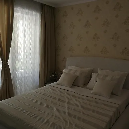 Sunrise Complex Apartment