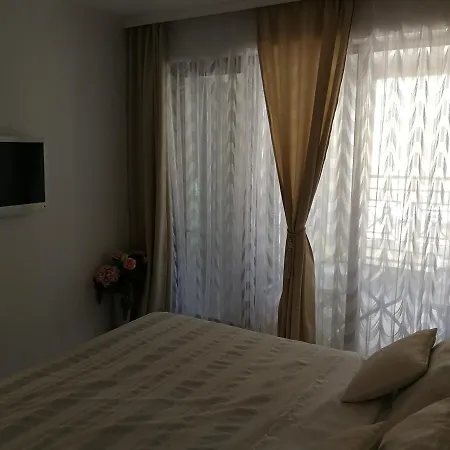 Sunrise Complex Apartment