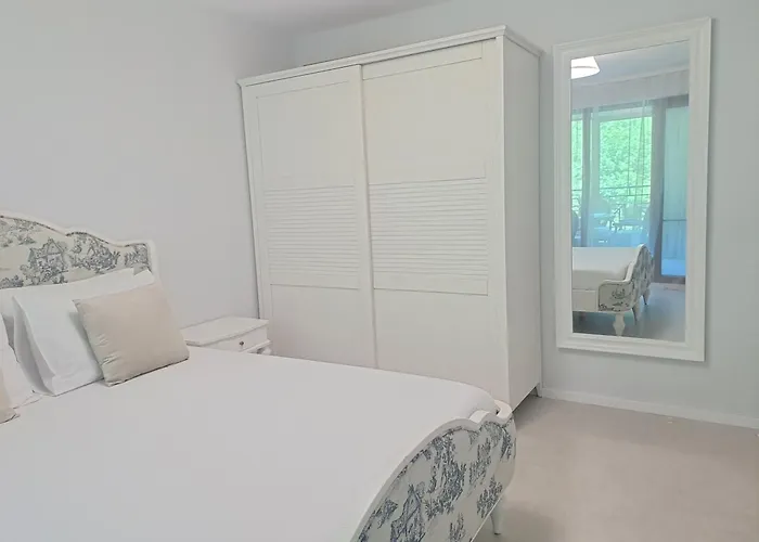 Sunrise Complex Golden Sands