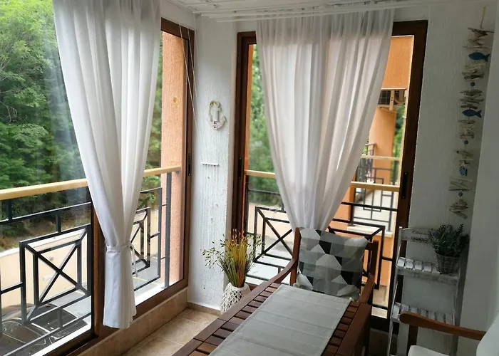 Sunrise Complex * Golden Sands