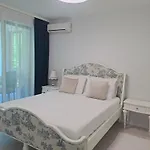 Sunrise Complex Apartmán *